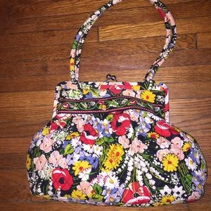 2010 Alice handbag Kiss Lock Closure